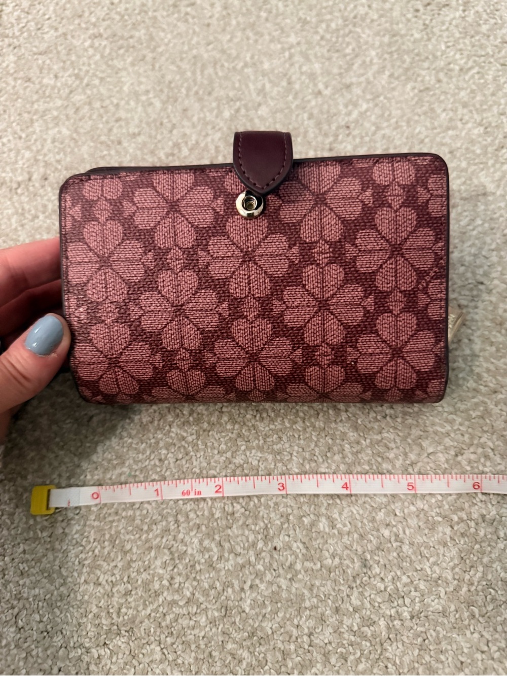 kate spade signature Burgundy Floral Jacquard bifold Wallet - Picture 2 of 5
